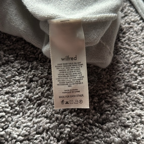Aritzia Wilfred Sweater - Picture 5 of 6